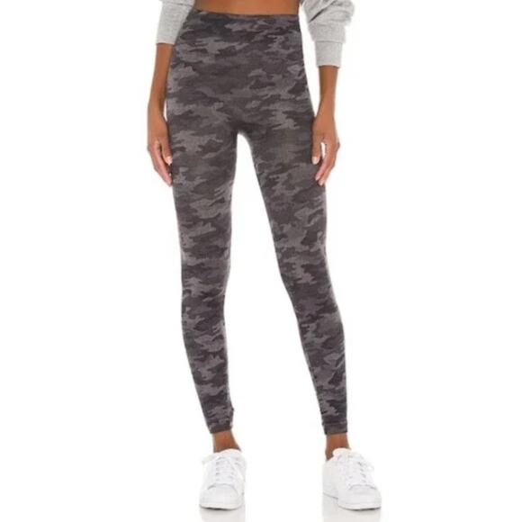 SPANX Look At Me Now Camo Leggings Heather Gray Size Medium - Picture 1 of 7